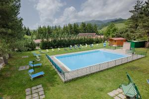 Bazén v ubytování Hotel Iris nebo v jeho okolí