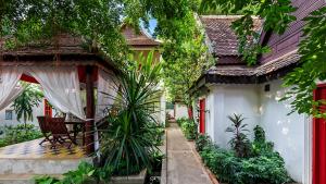 Gallery image of VILLA WAT DAMNAk in Siem Reap