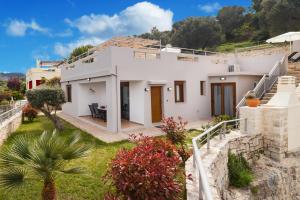 Gallery image of Villa Belair in Agia Triada