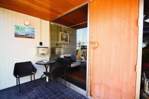 Η κουζίνα ή μικρή κουζίνα στο 逸居&海音#200平方海景别墅#小樽步行街浪漫街附近#可以免费停放3台车#房间配有空调#暖气