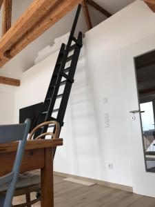 Μια τηλεόραση ή/και κέντρο ψυχαγωγίας στο Charmantes Loft mit ganz besonderem Flair