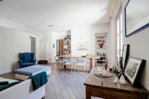 Posezení v ubytování Sailer Loft - The House Of Travelers