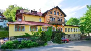 Budova, v ktorej sa ubytovanie bed & breakfast nachádza
