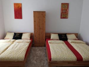 Posteľ alebo postele v izbe v ubytovaní Lilian City Center Studio