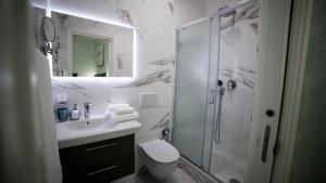 Kúpeľňa v ubytovaní St. Peter Area Luxury Suites