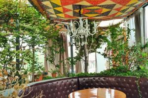 格桑花香香氛酒店外面的花园