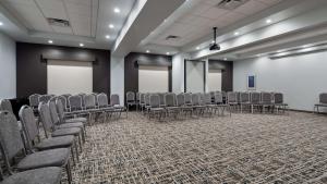 Konferenční prostory v ubytování Best Western Plus Roland Inn & Suites