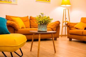 Gallery image of Yellow apartment in Avlabari in Tbilisi City