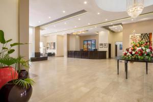 Vstupní hala nebo recepce v ubytování Hawthorn Suites by Wyndham Abuja + 37 fotografií