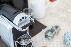 a mixer sitting on top of a counter at Hotel LIVVO Volcán Lanzarote in Playa Blanca