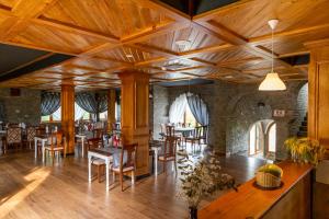 Restaurace v ubytování Hotel Restaurant Emblema