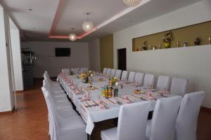 Hotel Guľa italokat is kínál