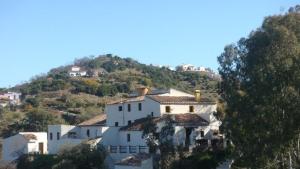 Ein allgemeiner Bergblick oder ein Berglick von der Villa aus