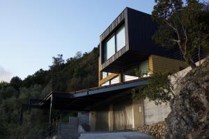 a house on the side of a mountain at Villa Crassula in Casarza Ligure