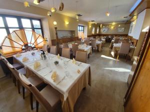 Restaurace v ubytování Restaurant and rooms Kotlar
