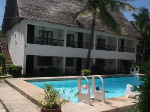Bazén v ubytování Papillon Garden Bar Villas nebo v jeho okolí