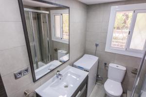 Kúpeľňa v ubytovaní HomeHolidaysRentals Vall III