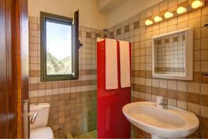 Koupelna v ubytování SivotaBayVillas Lefkada - 3 bedrooms villas with sea view & private pool