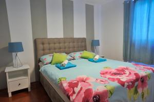 Postel nebo postele na pokoji v ubytování LUXURY APARTMENT KALA 2