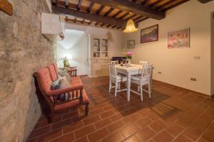 A seating area at Casa delle rose Még 37 kép