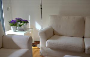 A seating area at Riva Celeste