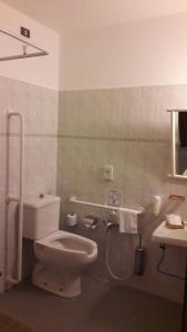 Koupelna v ubytování Art & Hotel Treviolo