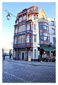 Afbeelding uit fotogalerij van Hotel De La Treille in Lille