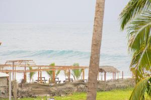 Gallery image of East Beach Surf Resort in Arugam Bay