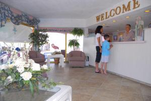 Hosté ubytování Bristol Plaza Motel + 32 fotografií