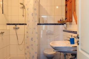 Koupelna v ubytování Ferienwohnung Kästle + 23 fotografií