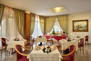 Posedenie v ubytovaní Hotel Rossini