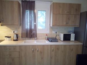 Φωτογραφία από το άλμπουμ του ALIVERI FLAT WITH SEA VIEW στο Αλιβέρι +46 φωτογραφίες