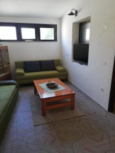 A seating area at Apartment Bonita