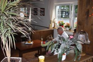 Hosté ubytování Gasthof-Pension Hunaustuben