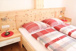 Posteľ alebo postele v izbe v ubytovaní Appartements Sonnenschein
