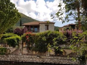 Vonkajšia záhrada v ubytovaní Castello Bellos Villas