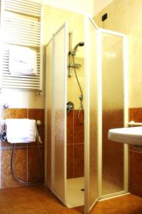 A bathroom at Hotel Beaurivage