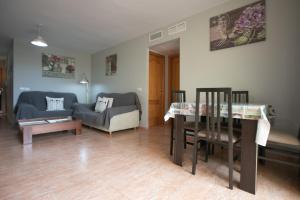 Posedenie v ubytovaní Penthouse Apartment in Almerimar with underground parking Free WIFI
