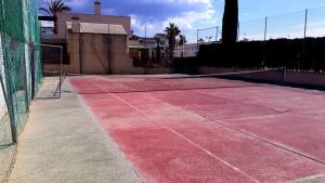 Facilități de tenis și/sau squash la sau în apropiere de Casa Playa Mazarrón