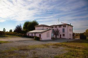 The building in which a vidéki vendégházakat is located