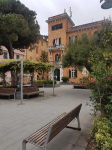 The building in which A villát is located