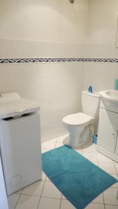 Ένα μπάνιο στο Grand studio +11 φωτογραφίες