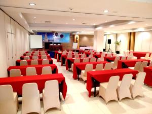 Gallery image of Transera Hotel Pontianak in Pontianak