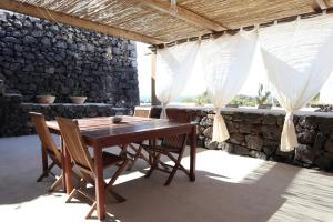 En restaurang eller annat matställe på I Dammusini di Pantelleria