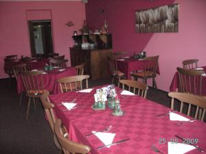 Restaurace v ubytování Pension Všeruby