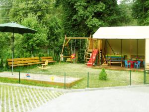 Area permainan anak di Beluga