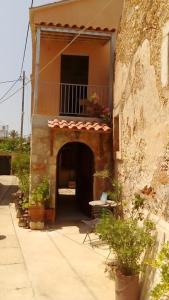 Gallery image of Pazinos Village Studios in Pazinos