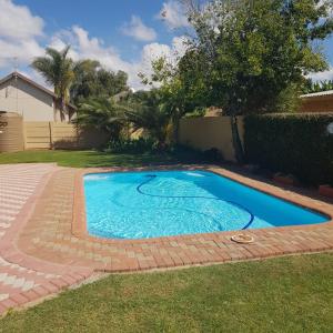 Piscina a Jolani 2 Guest House o a prop