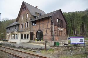 Gallery image of Bahnhof Grenzau in Höhr-Grenzhausen