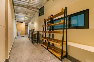 Palanda nebo palandy na pokoji v ubytování P18 Hotel Bangkok